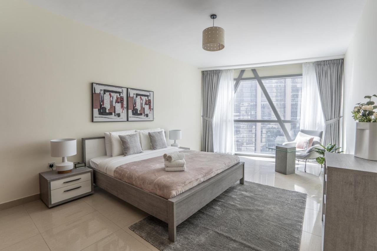 Higuests - Luxury Apartment In The Iconic Park Towers دبي المظهر الخارجي الصورة
