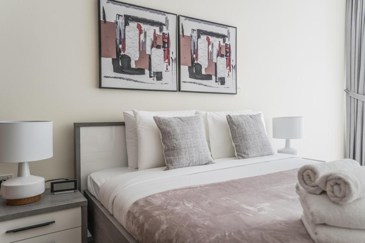 Higuests - Luxury Apartment In The Iconic Park Towers دبي المظهر الخارجي الصورة